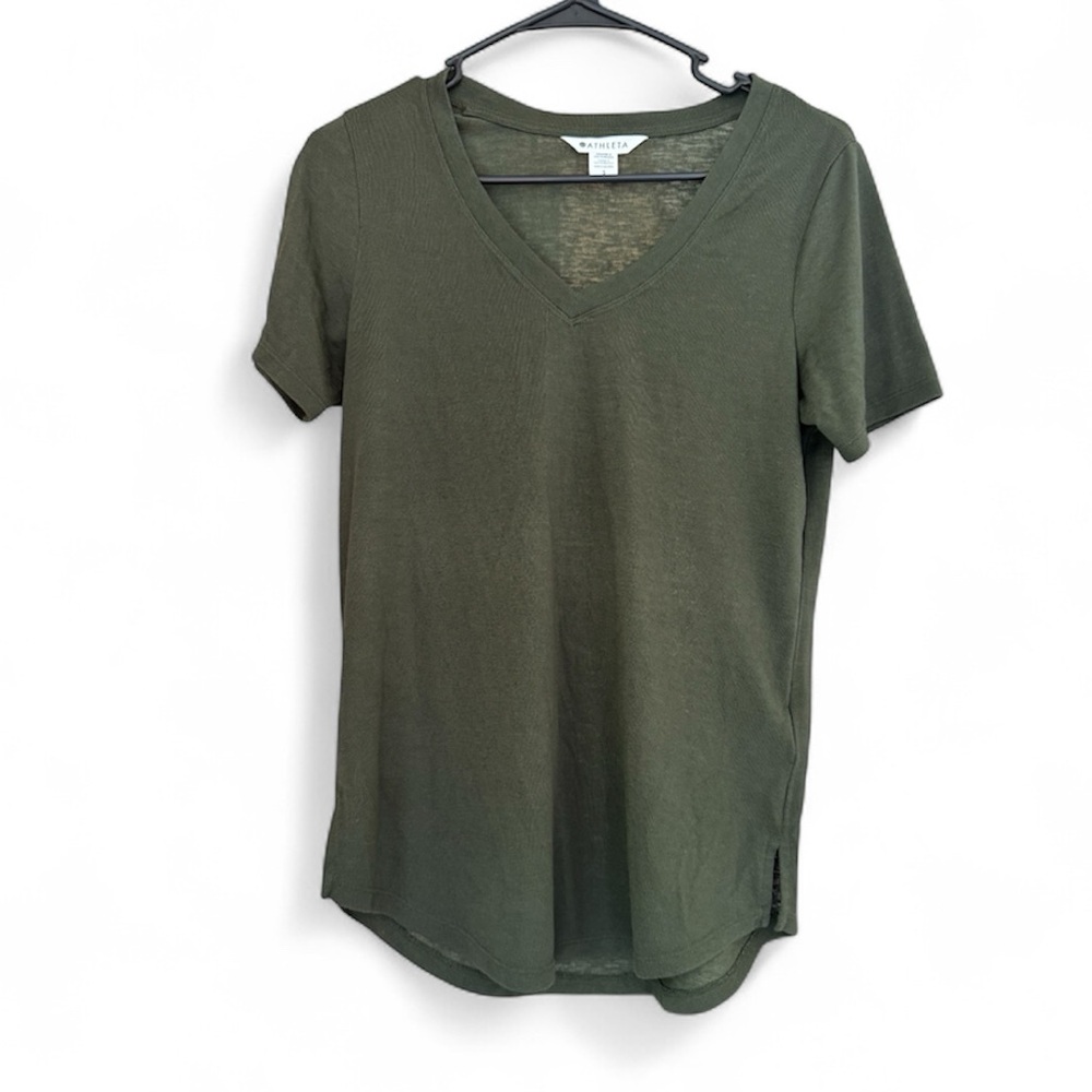 Athleta Breezy Short Sleeve Vneck Tee.‎ Medium. Olive. Tencel blend. Like New. - Picture 6 of 6